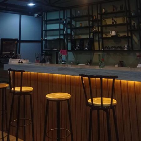 T Hotel Kualanamu Lubukpakam Esterno foto